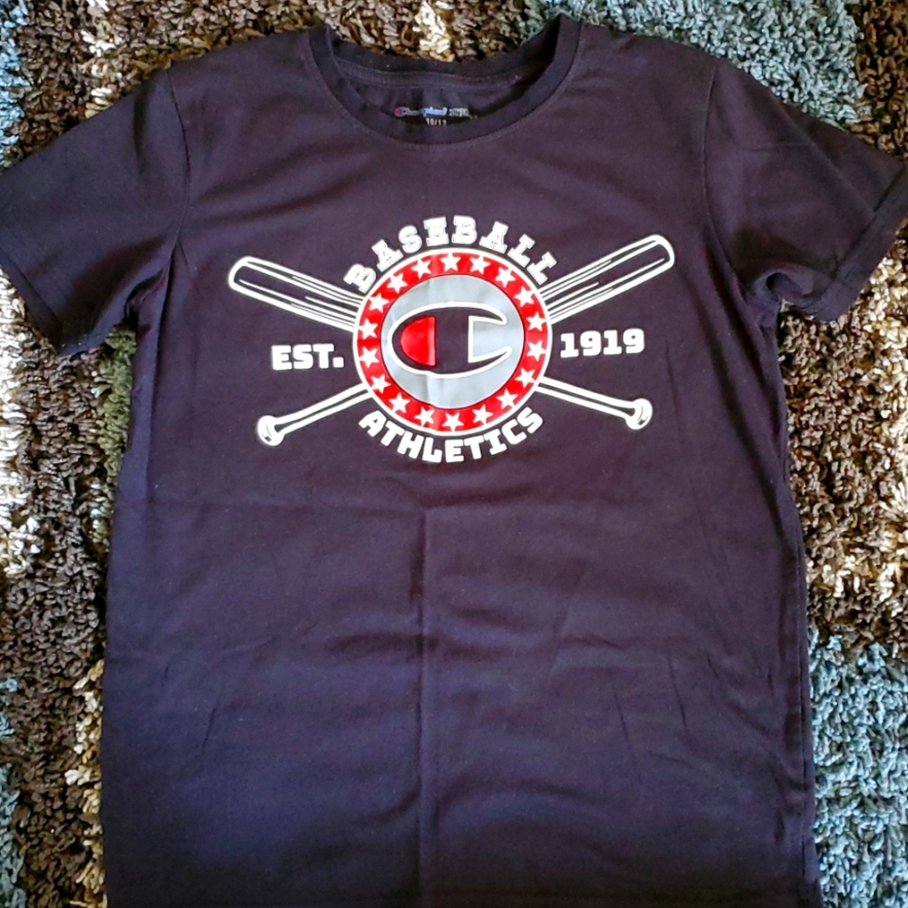 Champion boy T